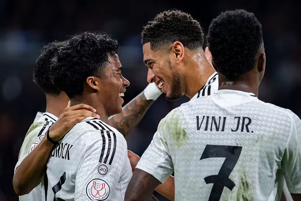 Endrick marca novamente e ajuda o Real Madrid a se classificar